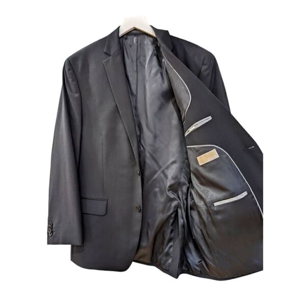 LIKE NEW Michael Kors 100% Wool Men's Solid Black Two Button Blazer Size 44R - Picture 3 of 8